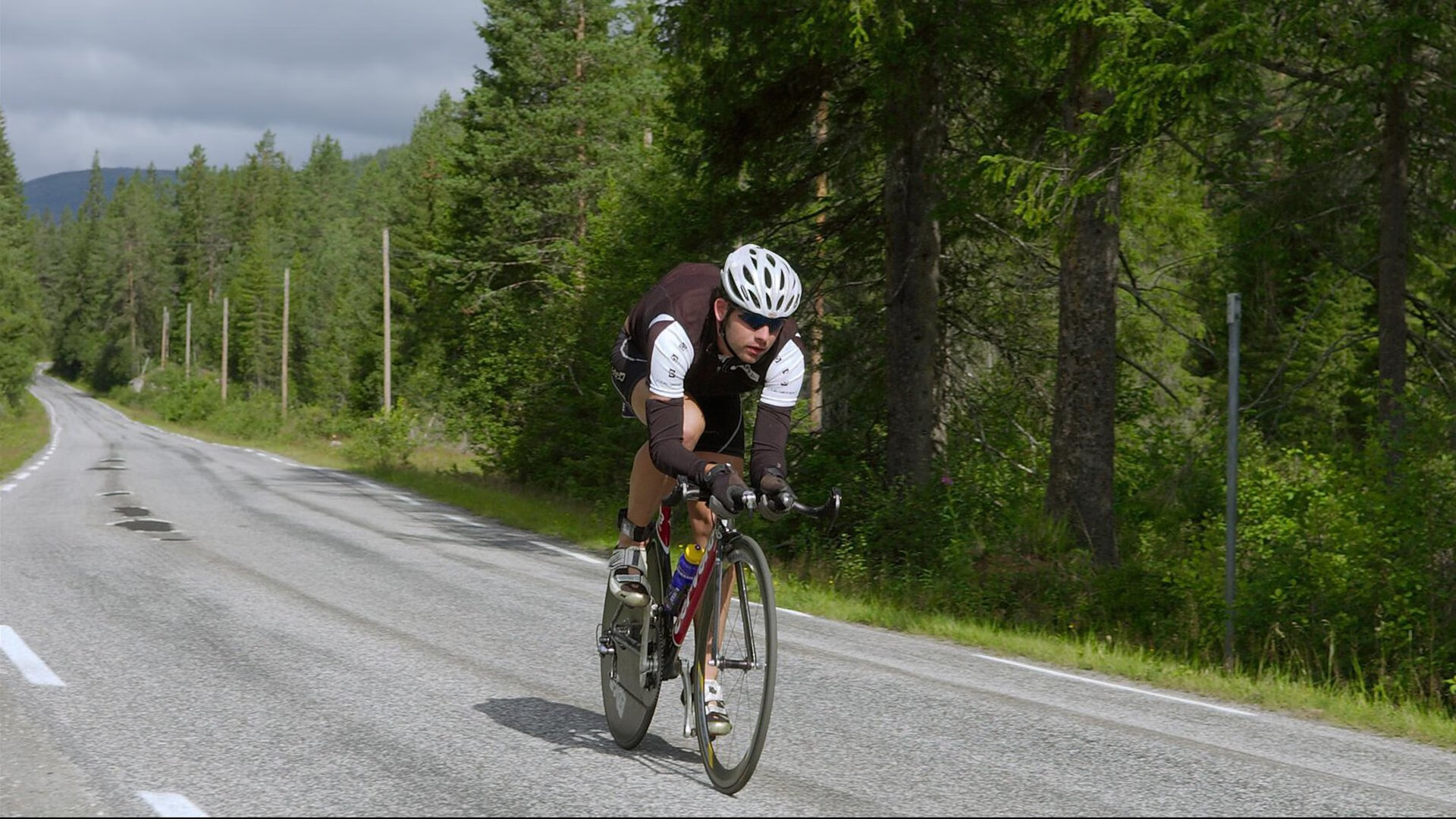 【极夜降临，激战来袭】《ApexLegends》全新“极夜风暴”地图震撼上线！